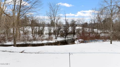 15 Mcclellan Drive Nassau NY 12123