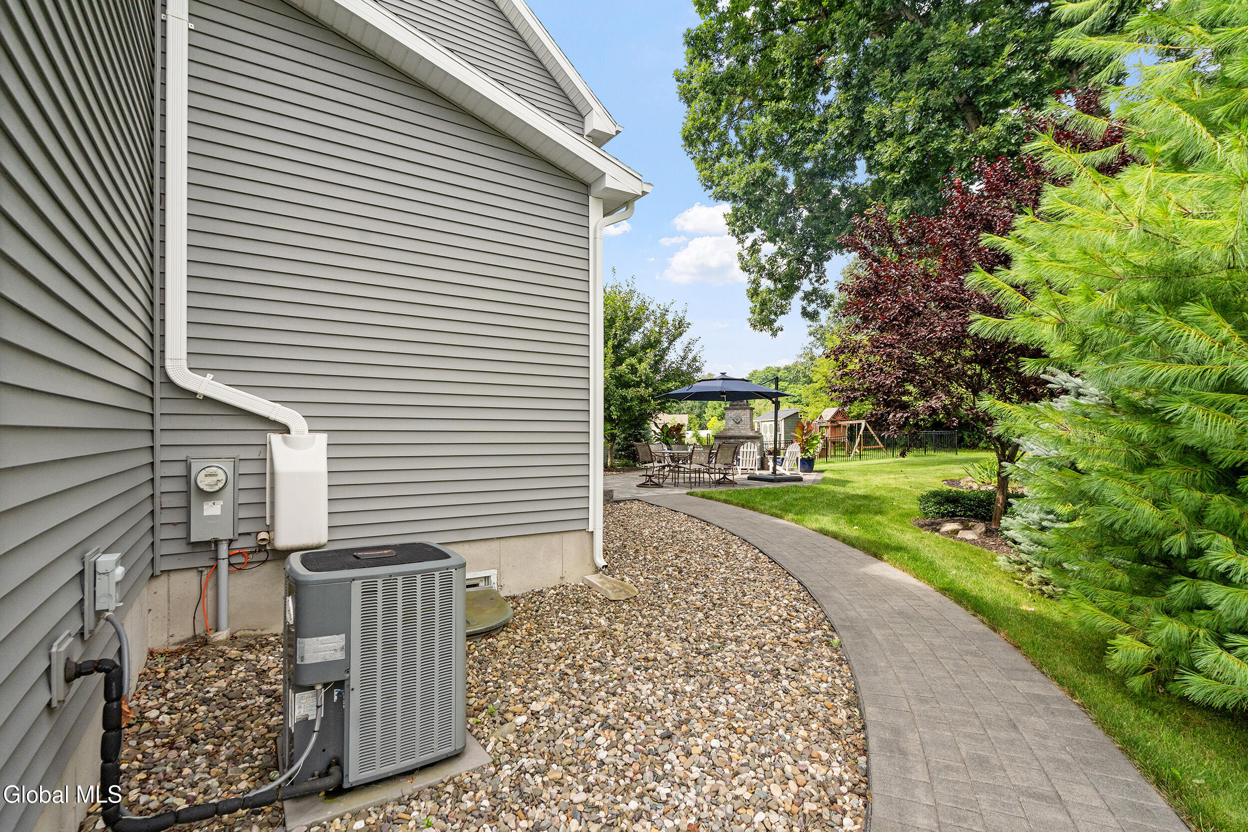 15 Denhelder Drive Ballston Lake NY 12019