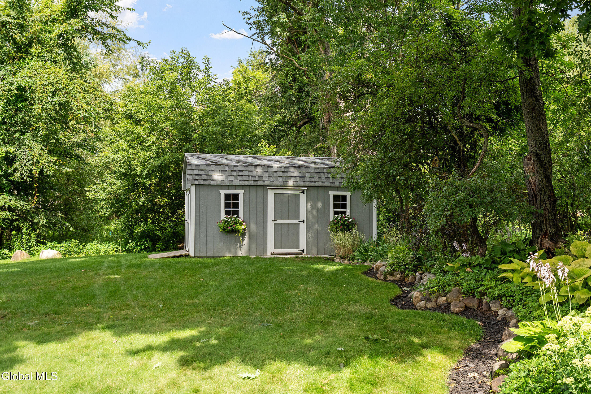 15 Denhelder Drive Ballston Lake NY 12019