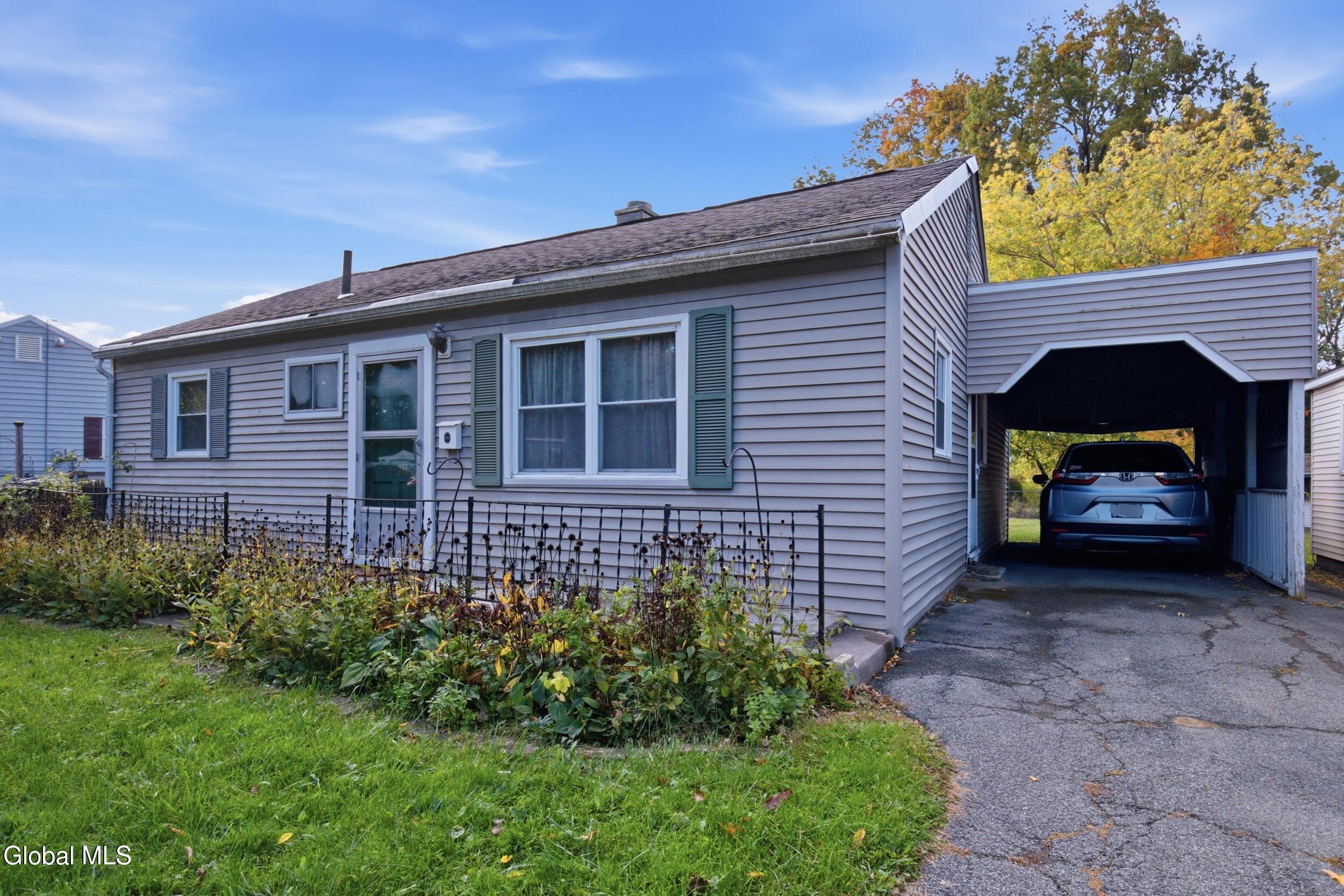 1534 Unadilla Street Schenectady NY 12308