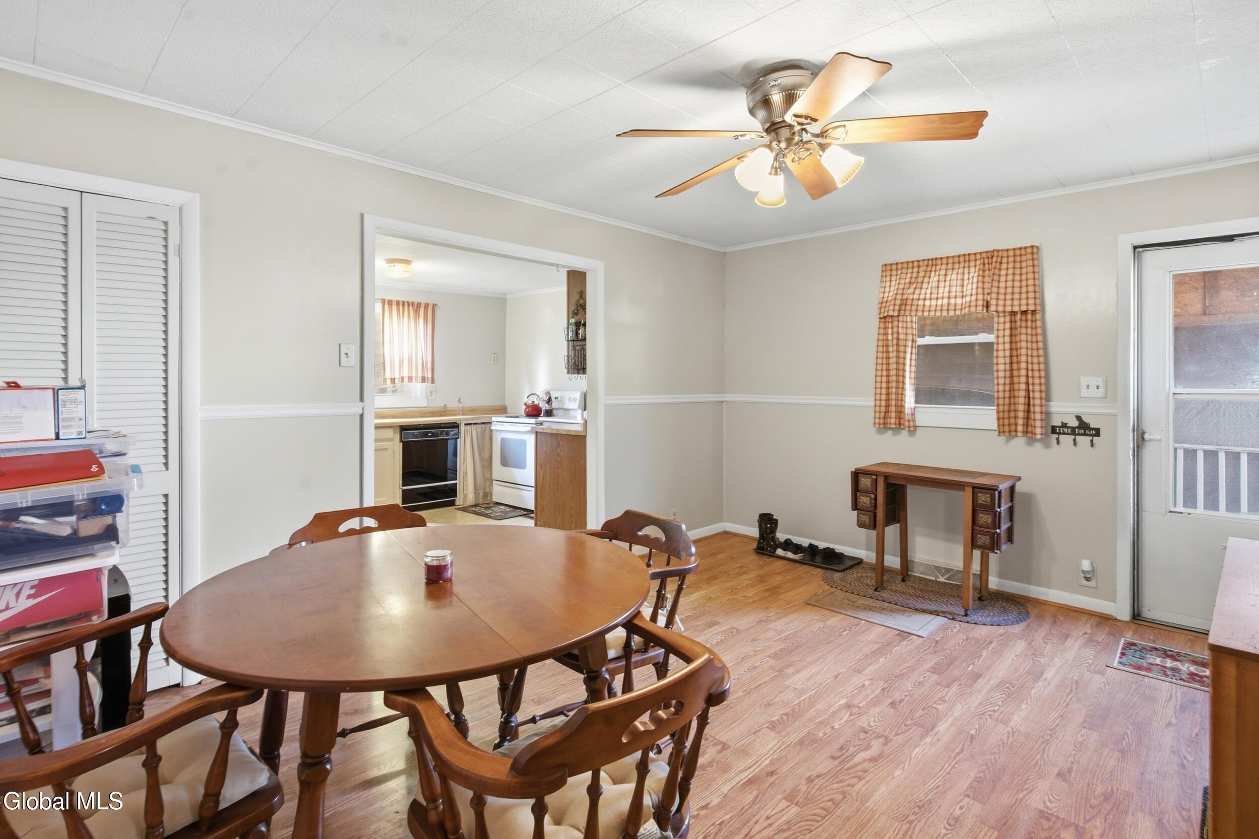 1534 Unadilla Street Schenectady NY 12308