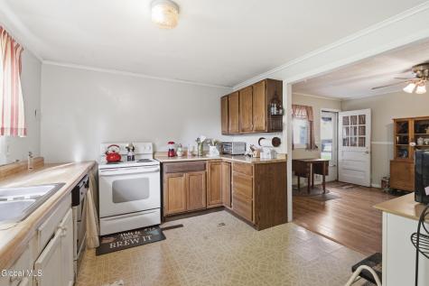 1534 Unadilla Street Schenectady NY 12308
