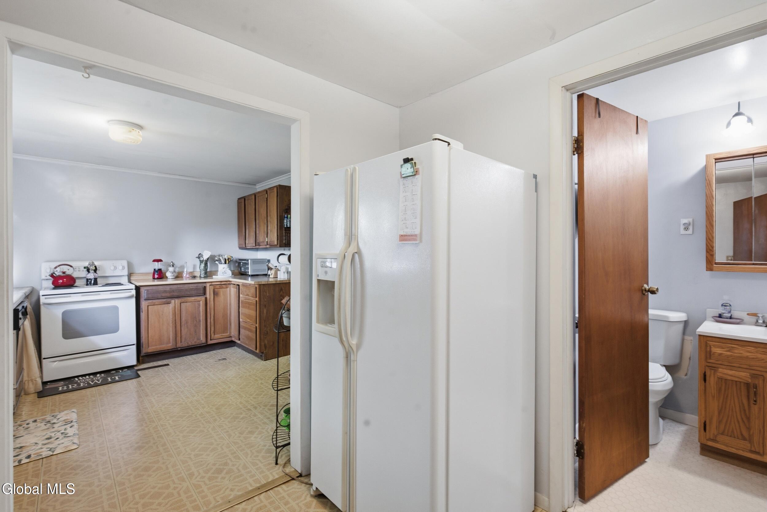 1534 Unadilla Street Schenectady NY 12308