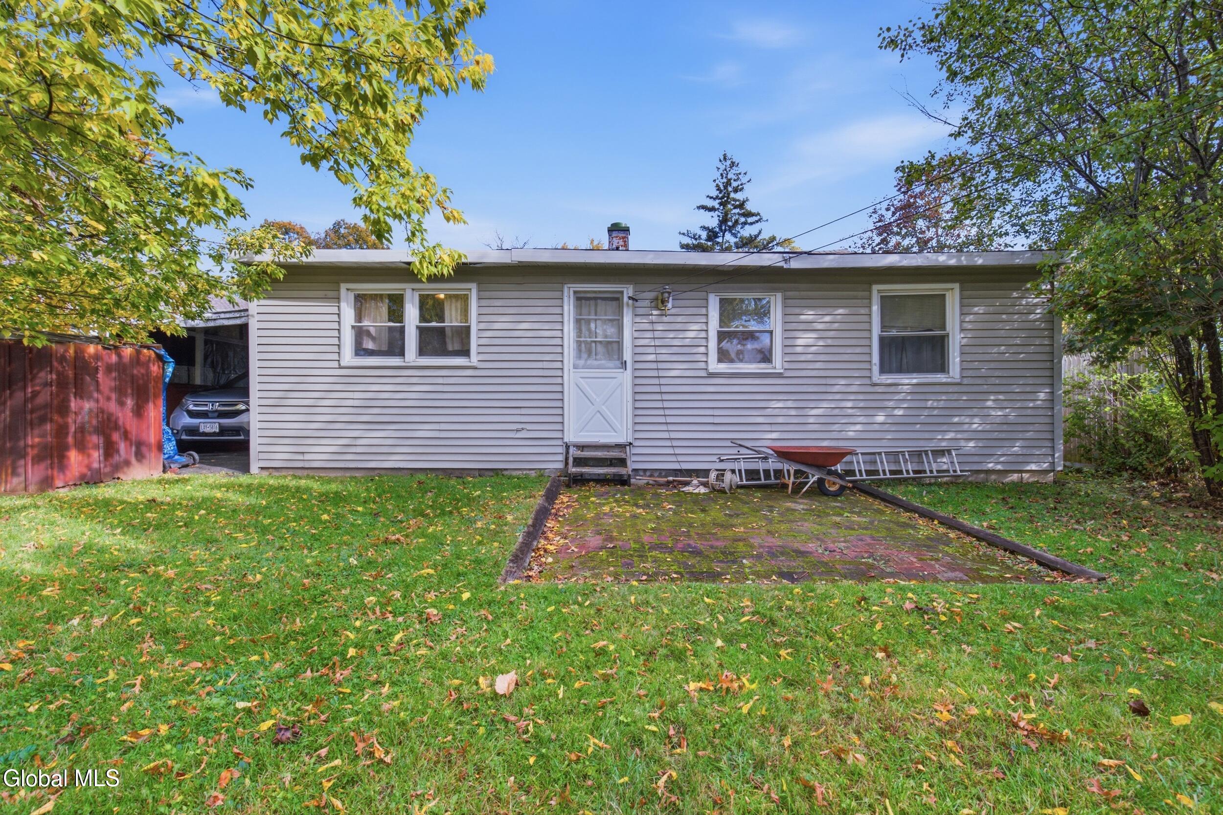 1534 Unadilla Street Schenectady NY 12308