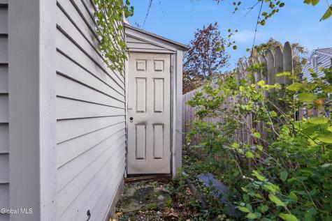1534 Unadilla Street Schenectady NY 12308