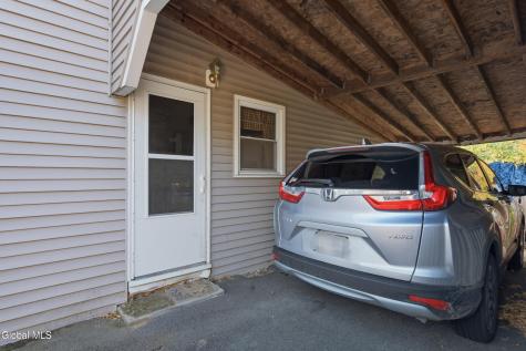 1534 Unadilla Street Schenectady NY 12308