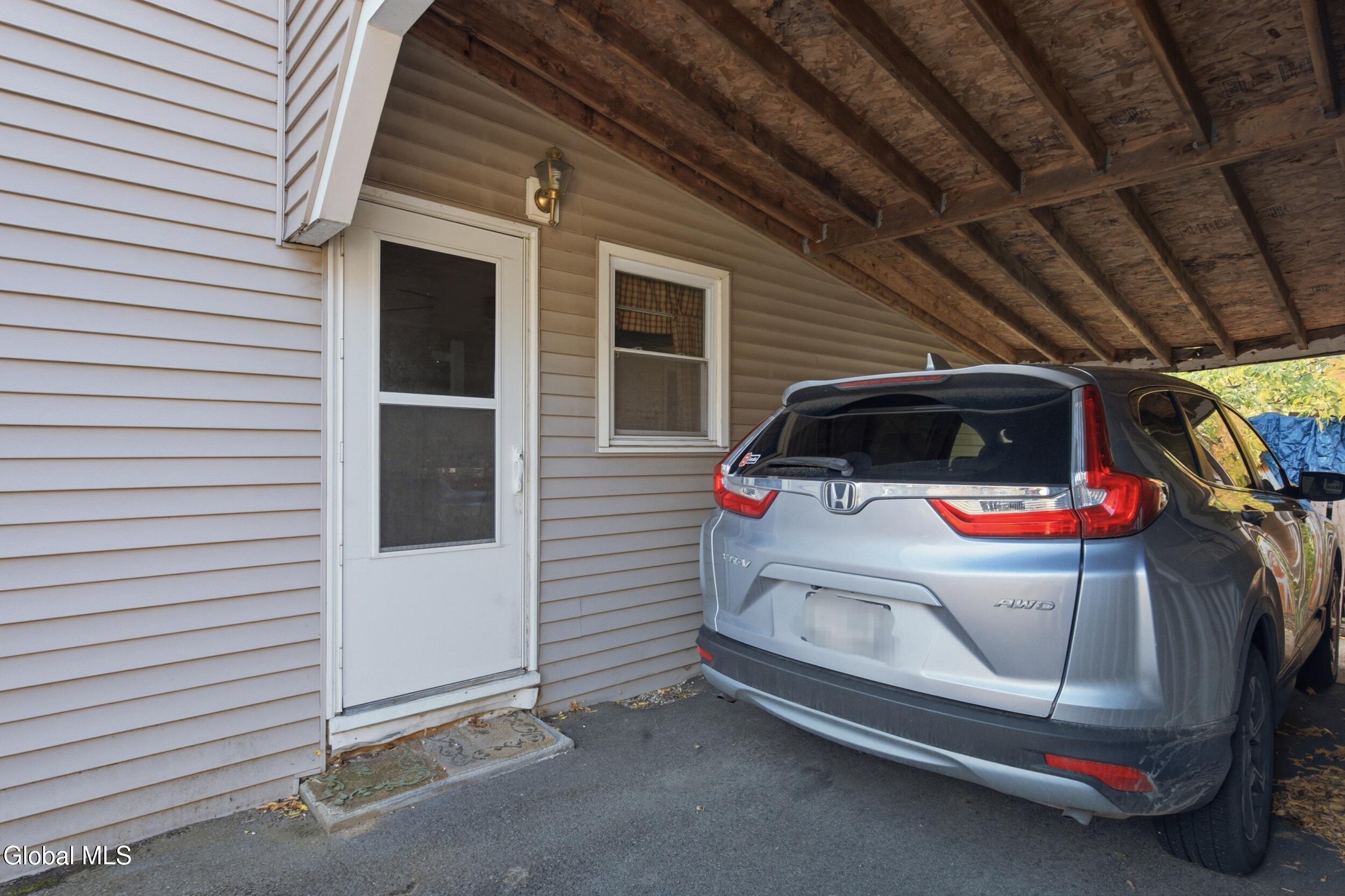 1534 Unadilla Street Schenectady NY 12308