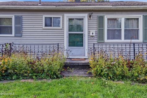1534 Unadilla Street Schenectady NY 12308