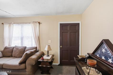 1534 Unadilla Street Schenectady NY 12308