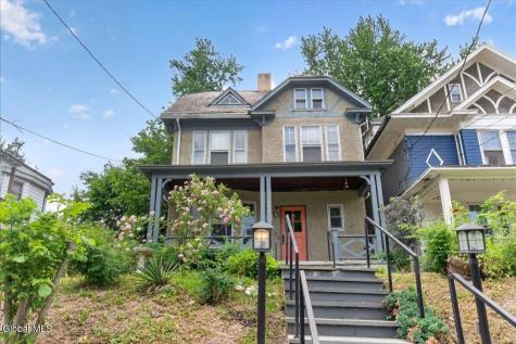 852 Myrtle Avenue Albany NY 12208