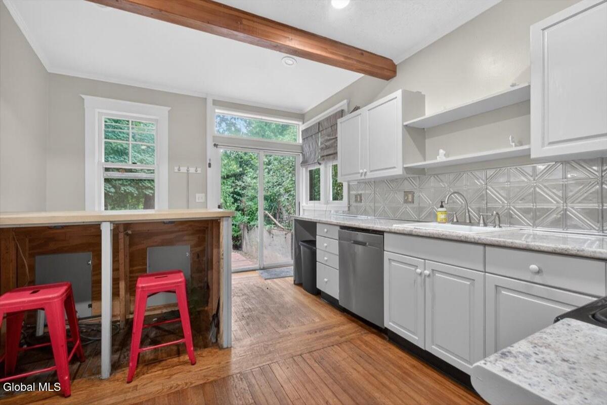 852 Myrtle Avenue Albany NY 12208