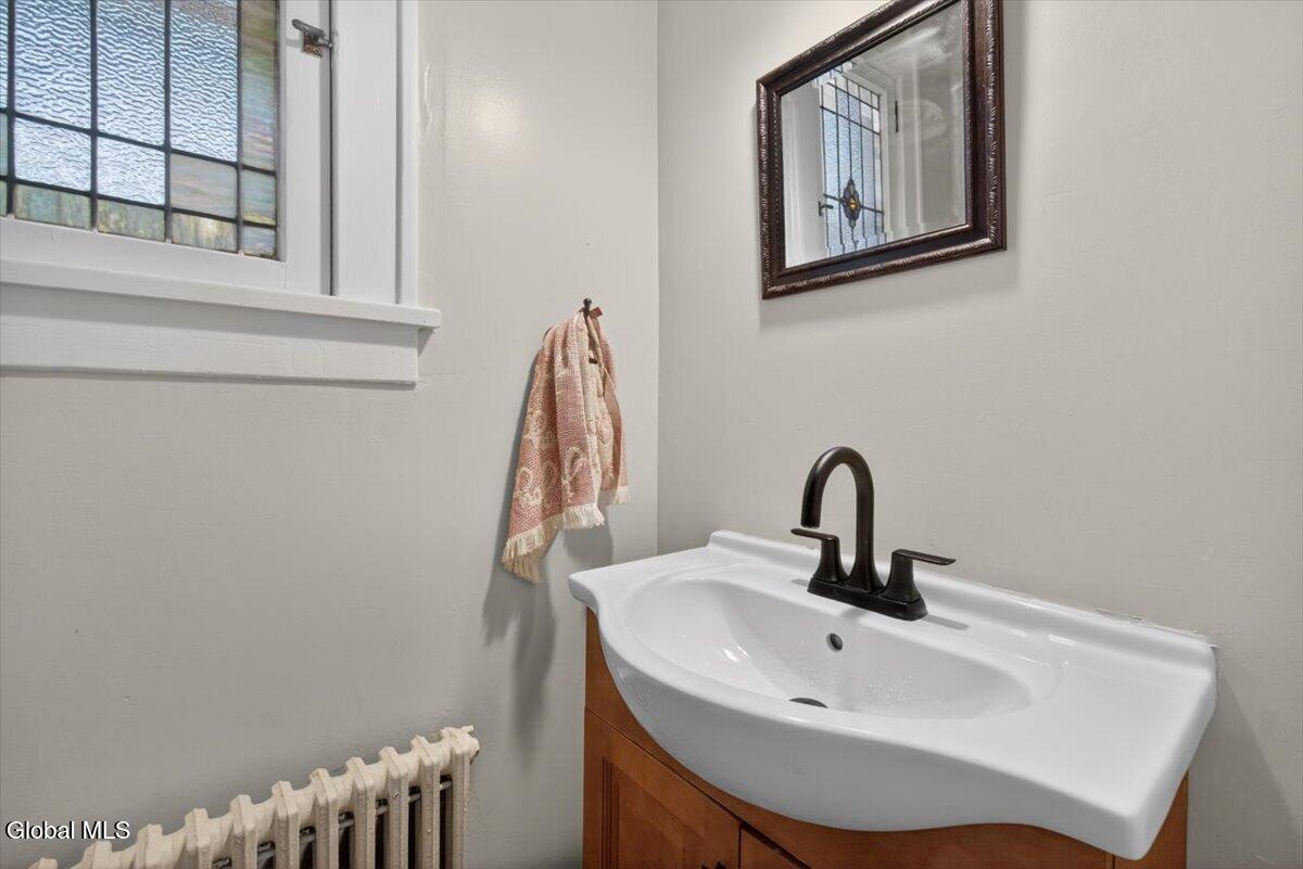 852 Myrtle Avenue Albany NY 12208