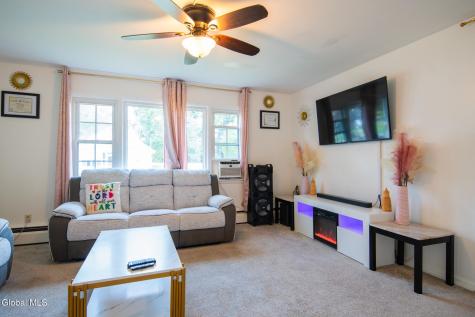 35 Hudson Avenue Colonie NY 12205