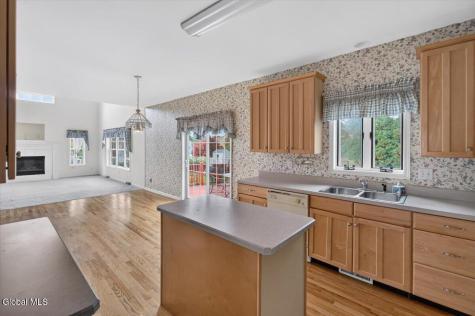 3 Mallard Drive Rexford NY 12148