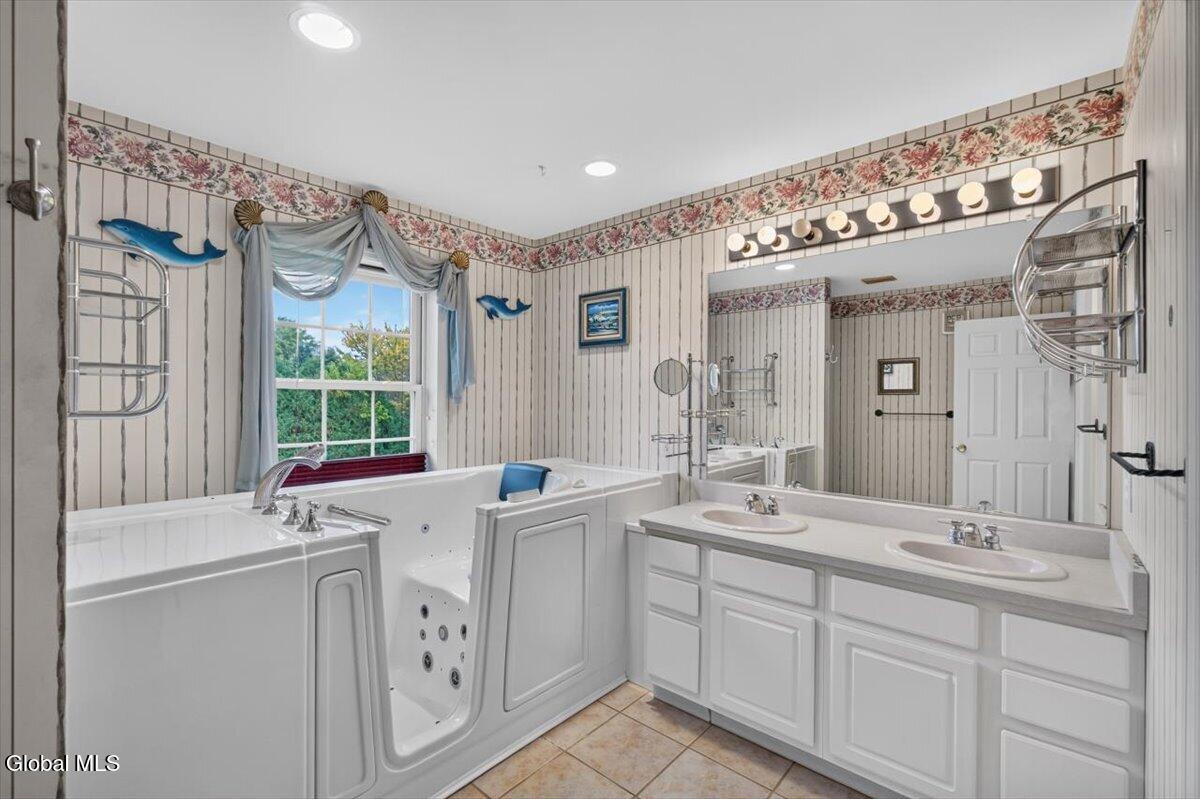 3 Mallard Drive Rexford NY 12148