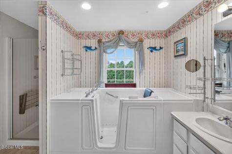 3 Mallard Drive Rexford NY 12148