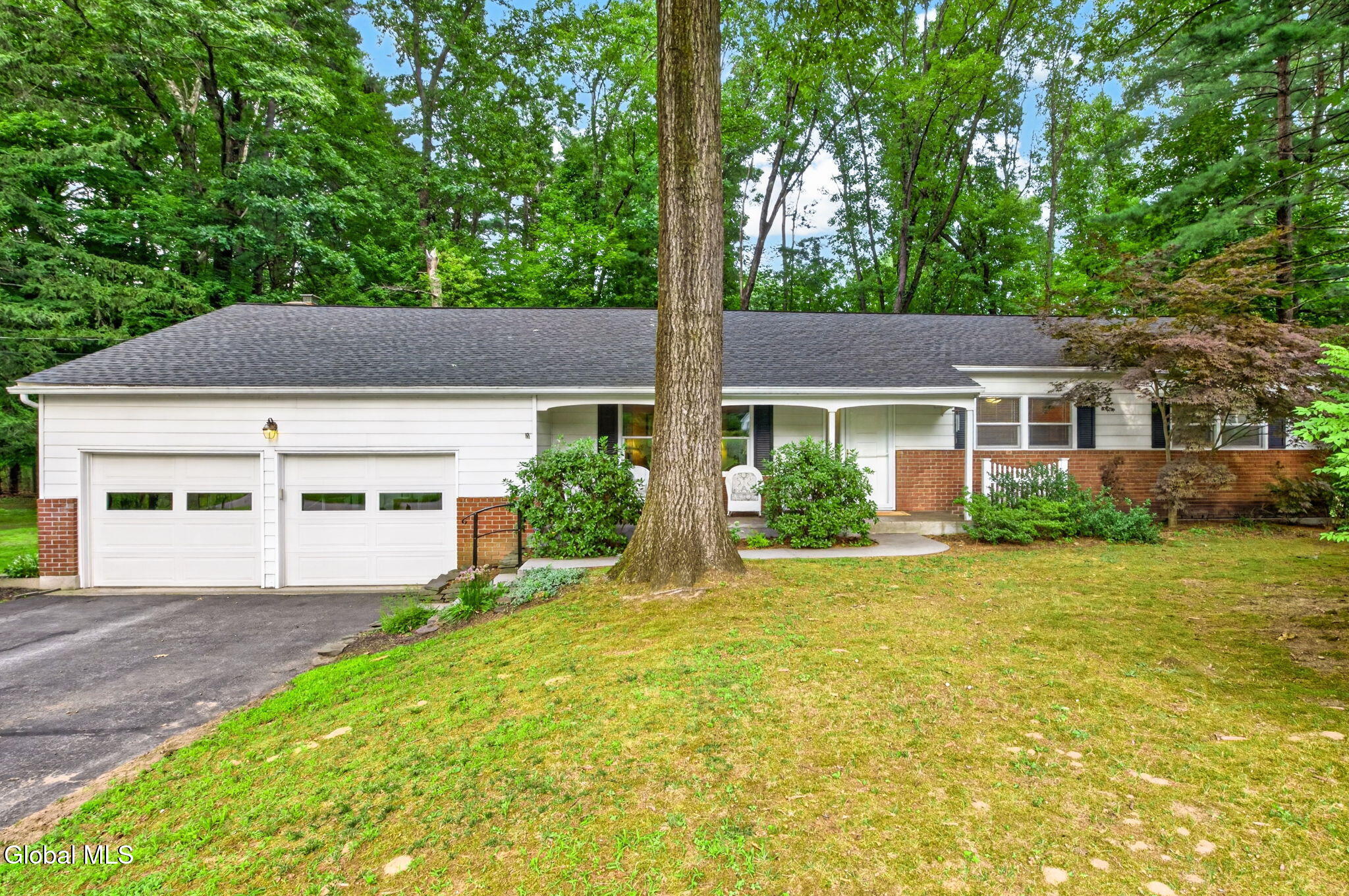 5 Pine Hill Bend Ballston Lake NY 12019