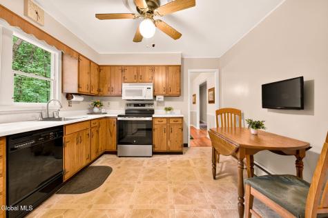 5 Pine Hill Bend Ballston Lake NY 12019