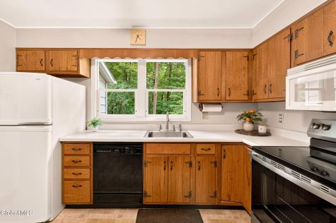 5 Pine Hill Bend Ballston Lake NY 12019