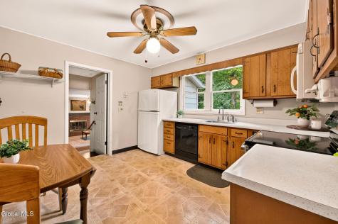5 Pine Hill Bend Ballston Lake NY 12019