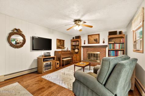 5 Pine Hill Bend Ballston Lake NY 12019