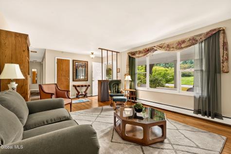 5 Pine Hill Bend Ballston Lake NY 12019