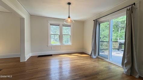 31 Oakwood Place Delmar NY 12054