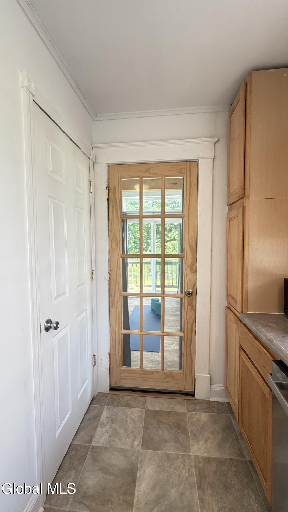 31 Oakwood Place Delmar NY 12054