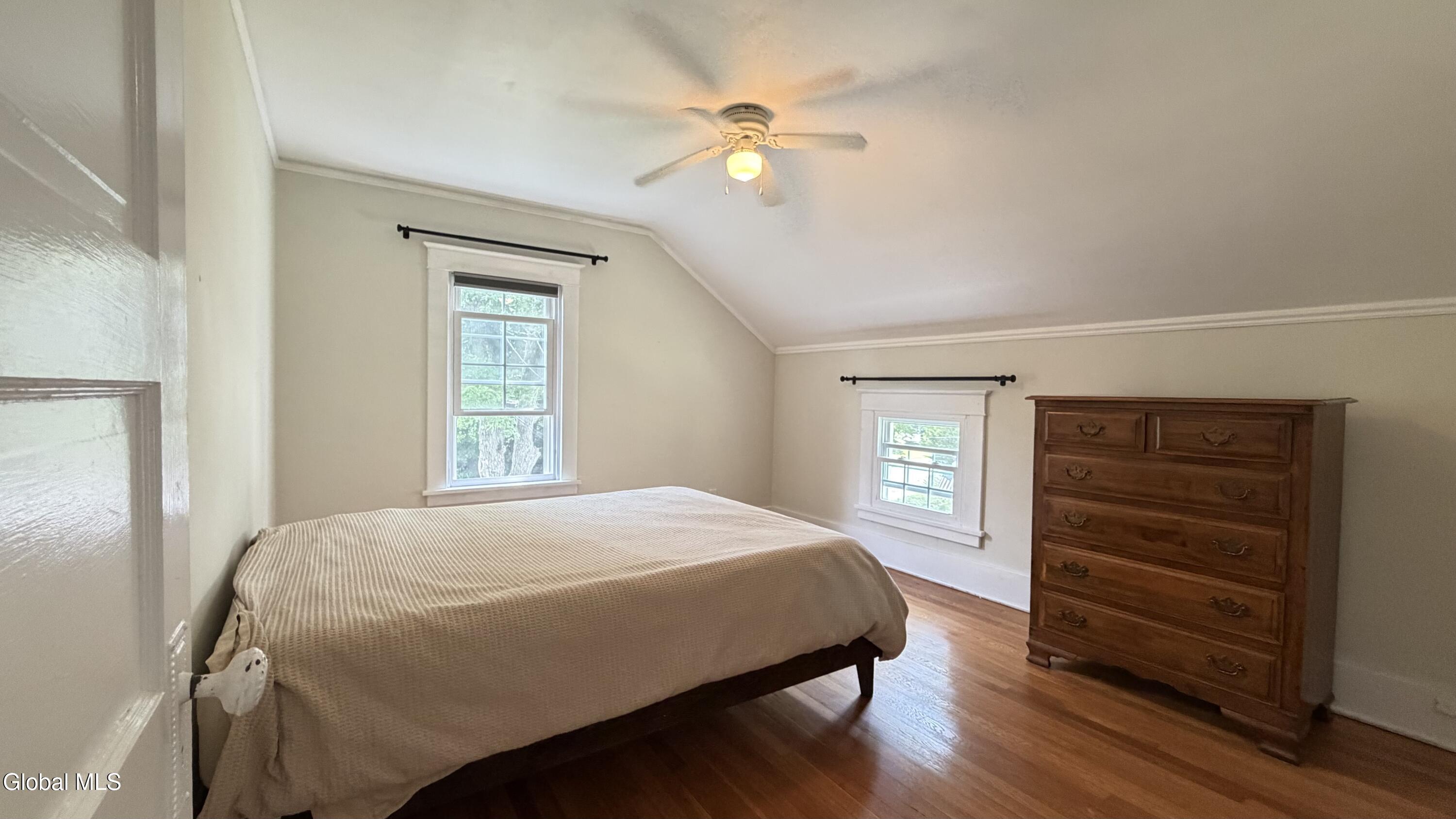 31 Oakwood Place Delmar NY 12054