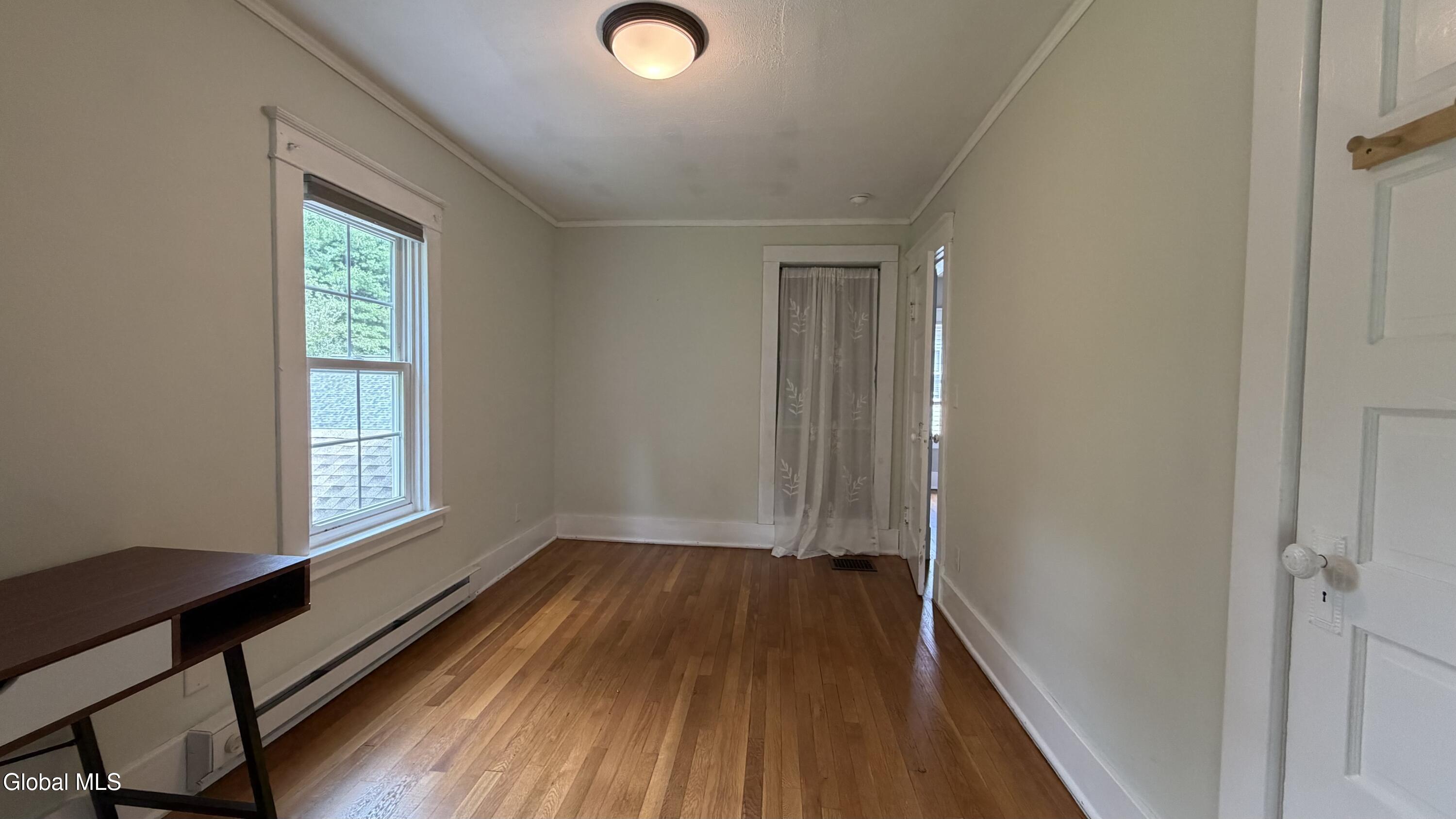 31 Oakwood Place Delmar NY 12054