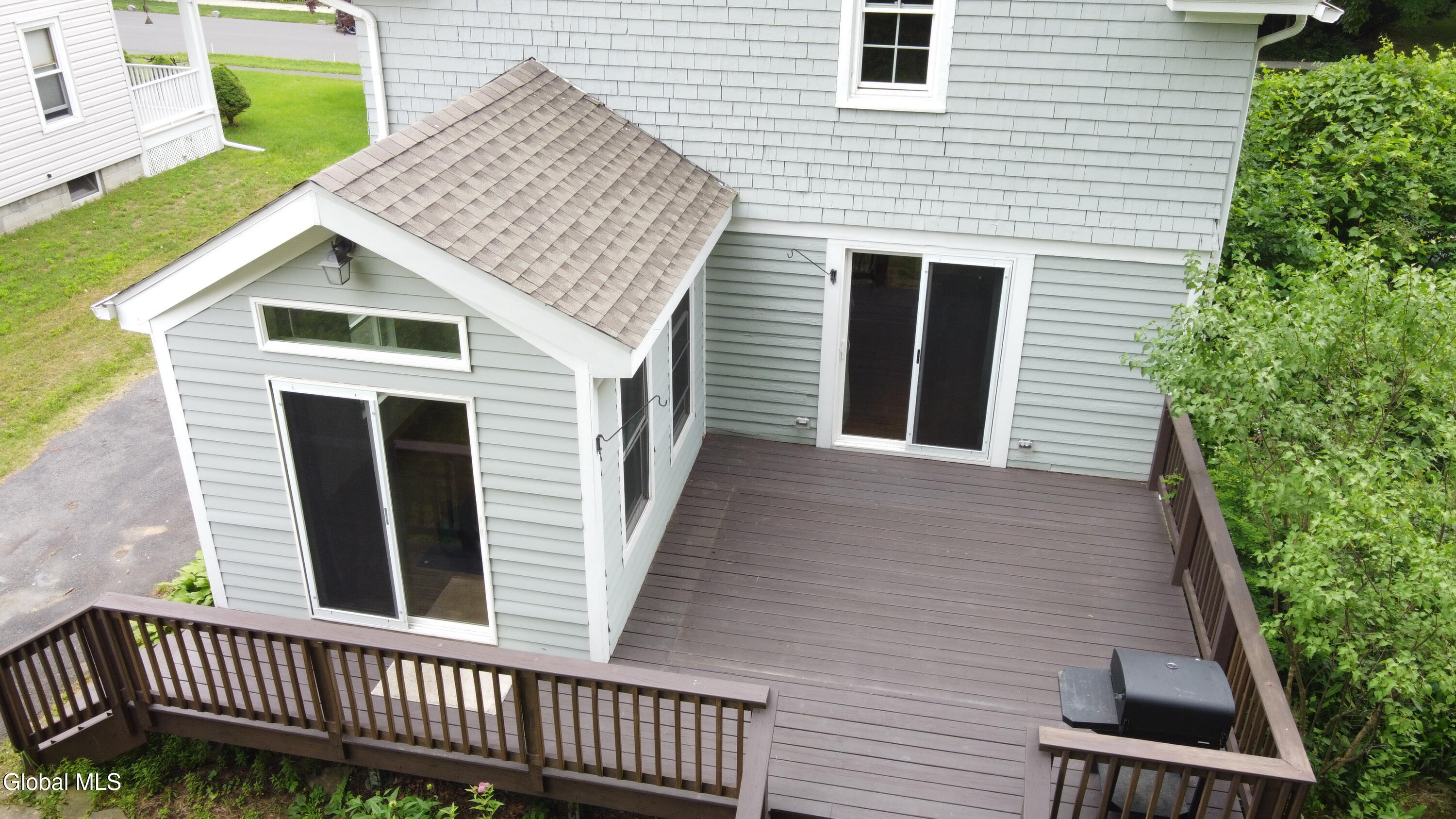 31 Oakwood Place Delmar NY 12054