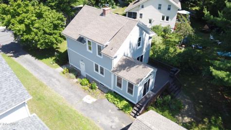 31 Oakwood Place Delmar NY 12054