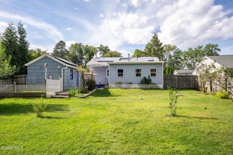 438 Clayton Road Schenectady NY 12304