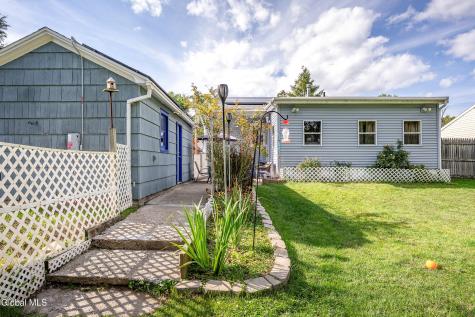 438 Clayton Road Schenectady NY 12304