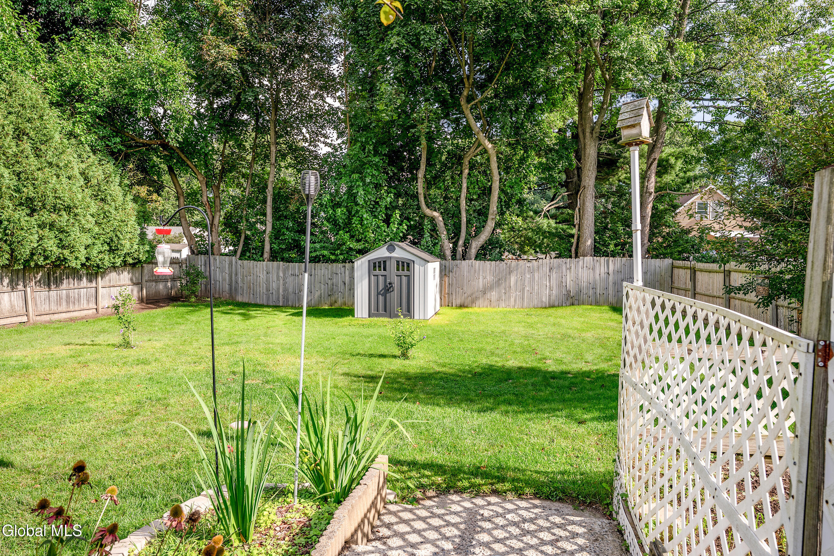 438 Clayton Road Schenectady NY 12304