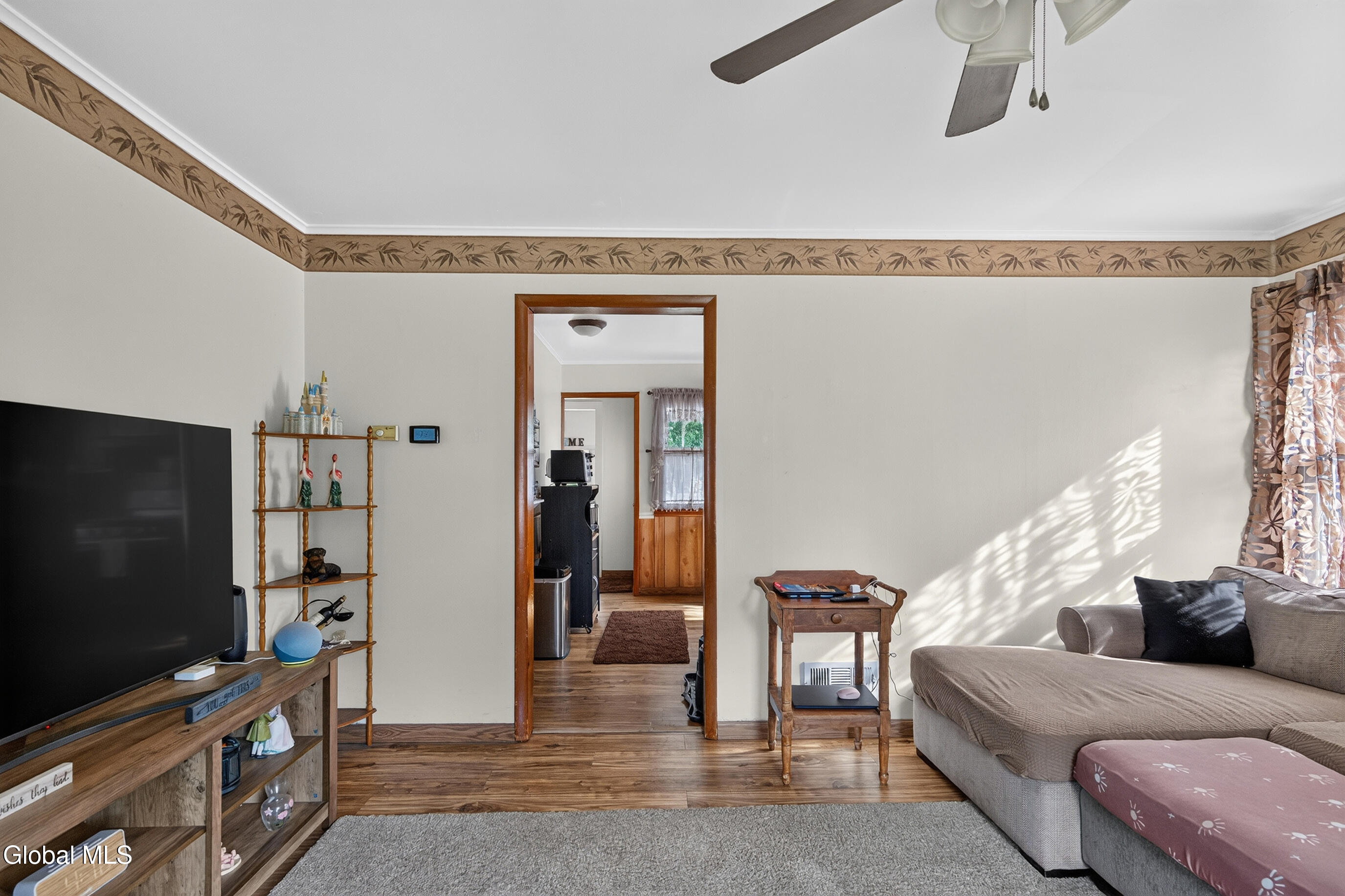 438 Clayton Road Schenectady NY 12304