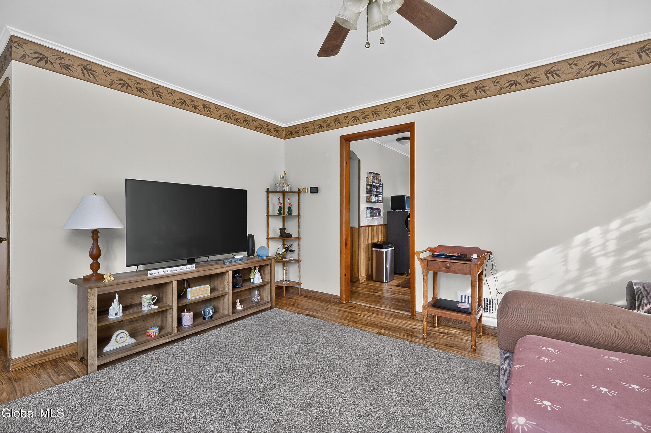 438 Clayton Road Schenectady NY 12304