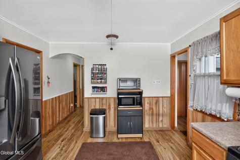438 Clayton Road Schenectady NY 12304