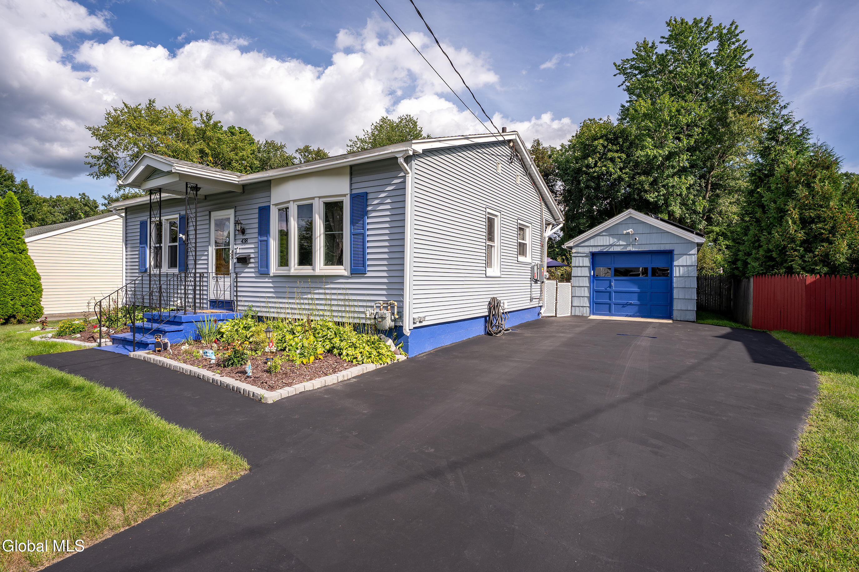 438 Clayton Road Schenectady NY 12304