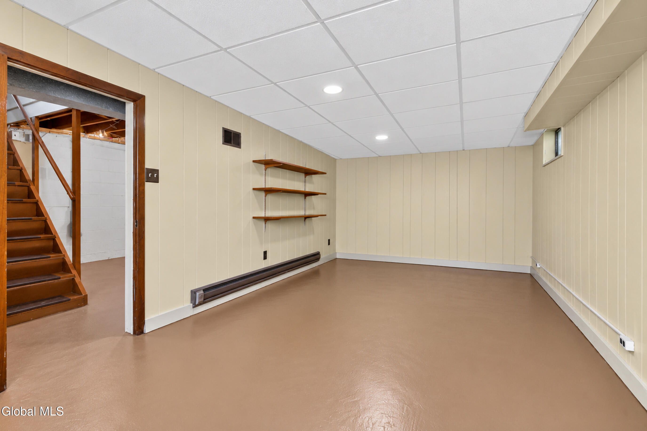 438 Clayton Road Schenectady NY 12304
