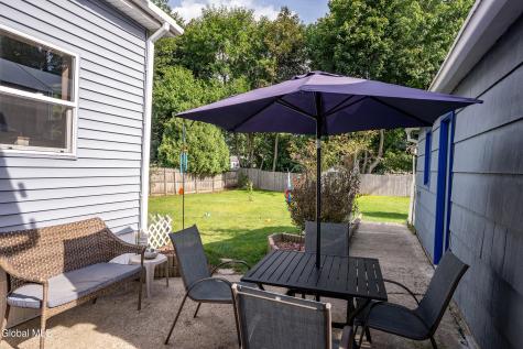 438 Clayton Road Schenectady NY 12304