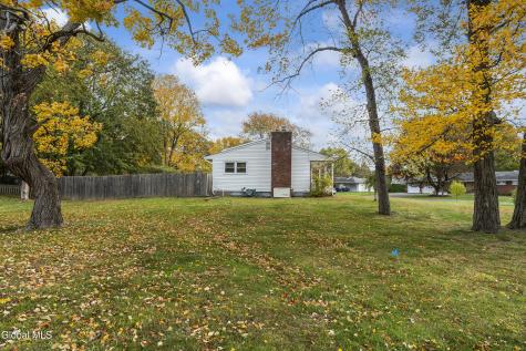 65 Berwick Road Delmar NY 12054