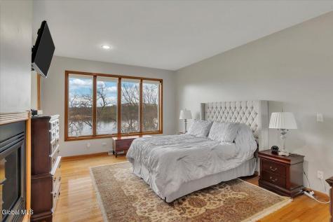 29 Canal Road Clifton Park NY 12065
