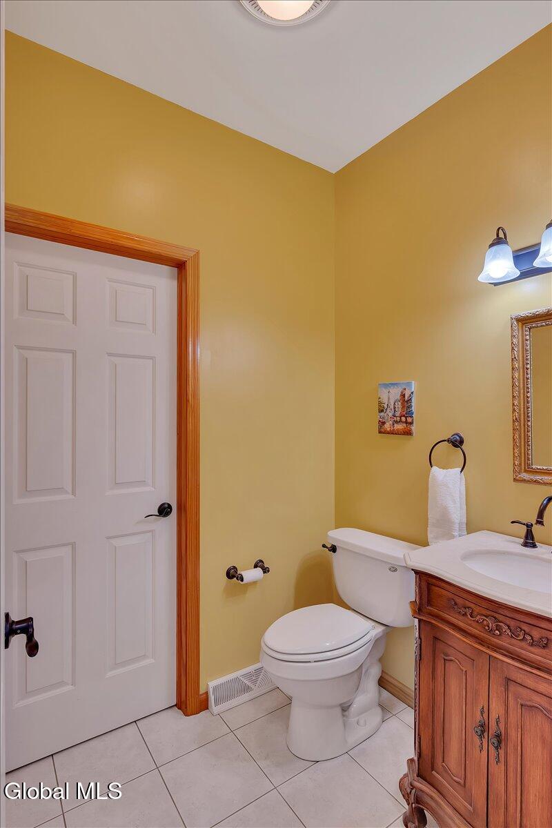29 Canal Road Clifton Park NY 12065