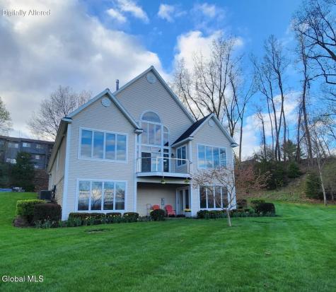 29 Canal Road Clifton Park NY 12065
