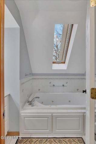 29 Canal Road Clifton Park NY 12065