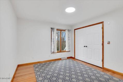29 Canal Road Clifton Park NY 12065