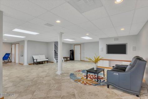 29 Canal Road Clifton Park NY 12065