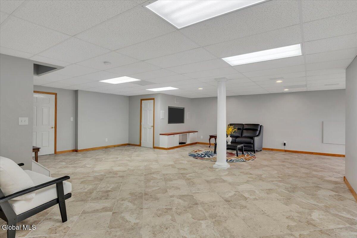 29 Canal Road Clifton Park NY 12065
