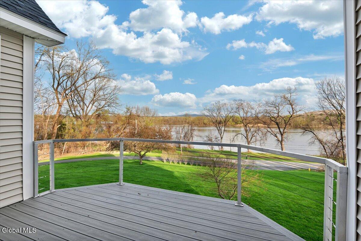 29 Canal Road Clifton Park NY 12065